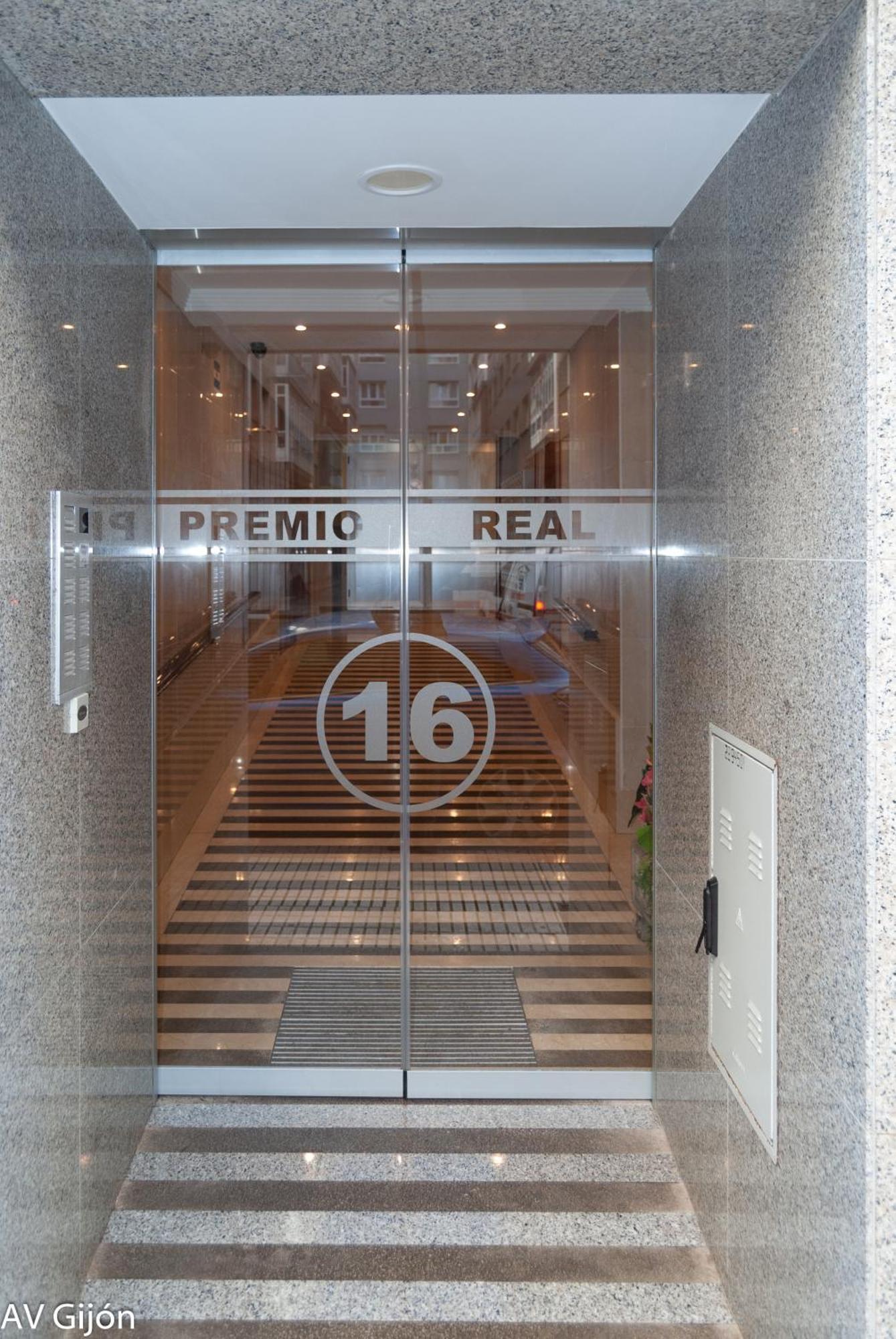 Апартаменты Av Premio Real 16 Хихон Экстерьер фото